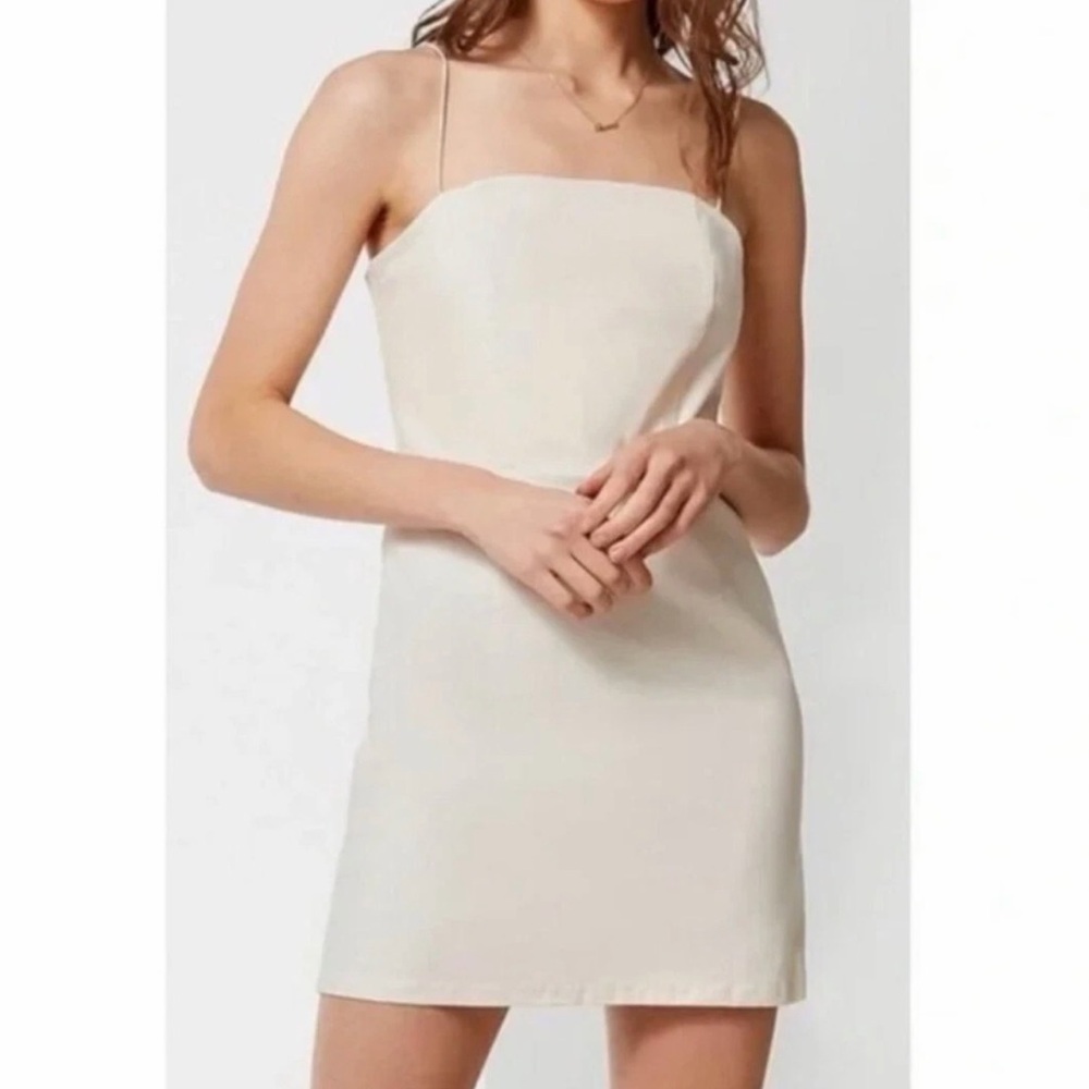 Urban Outfitters - Colette‎ Linen Mini Dress Neutral minimalist classic style